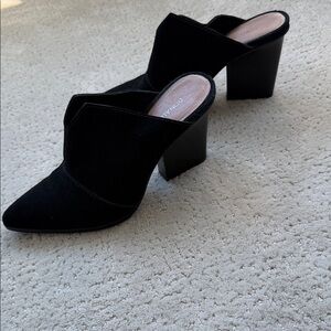 Donald J. Pliner Black Suede Pointed-Toe Mule Heels